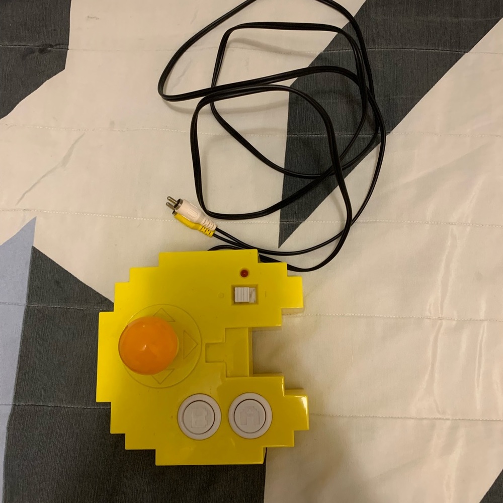 BANDAI PACMAN Connect and Play
